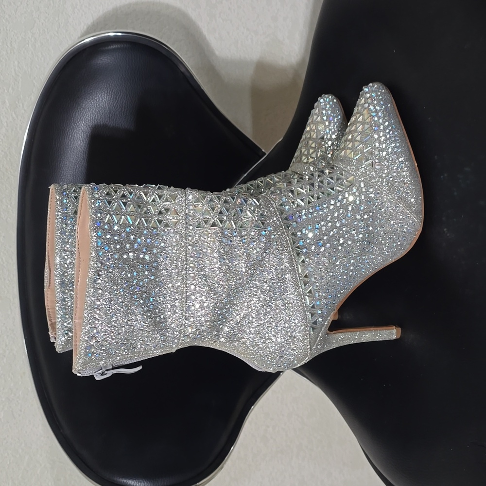Rhinestone silver boots size 7